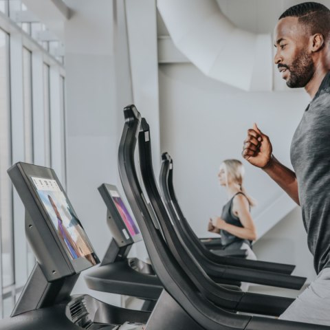 FREEMOTION BIEŻNIA ELEKTRYCZNA INCLINE TRAINER i22.9 FREEMOTION BIEŻNIA ELEKTRYCZNA INCLINE TRAINER i22.9