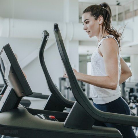 FREEMOTION BIEŻNIA ELEKTRYCZNA INCLINE TRAINER i22.9 FREEMOTION BIEŻNIA ELEKTRYCZNA INCLINE TRAINER i22.9
