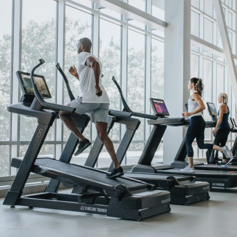 FREEMOTION BIEŻNIA ELEKTRYCZNA INCLINE TRAINER i22.9 FREEMOTION BIEŻNIA ELEKTRYCZNA INCLINE TRAINER i22.9