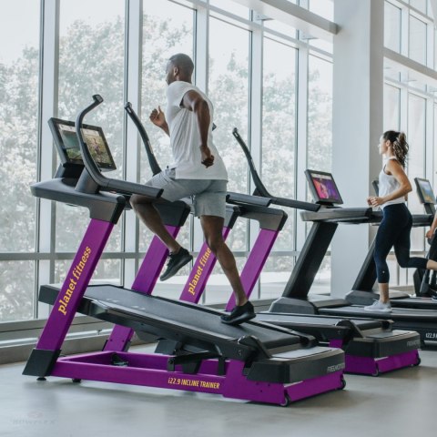 FREEMOTION BIEŻNIA ELEKTRYCZNA INCLINE TRAINER i22.9 FREEMOTION BIEŻNIA ELEKTRYCZNA INCLINE TRAINER i22.9